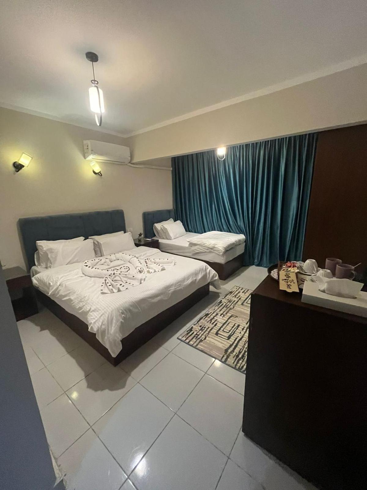 Pyramids Way Inn Kafret el-Gabal Exterior foto